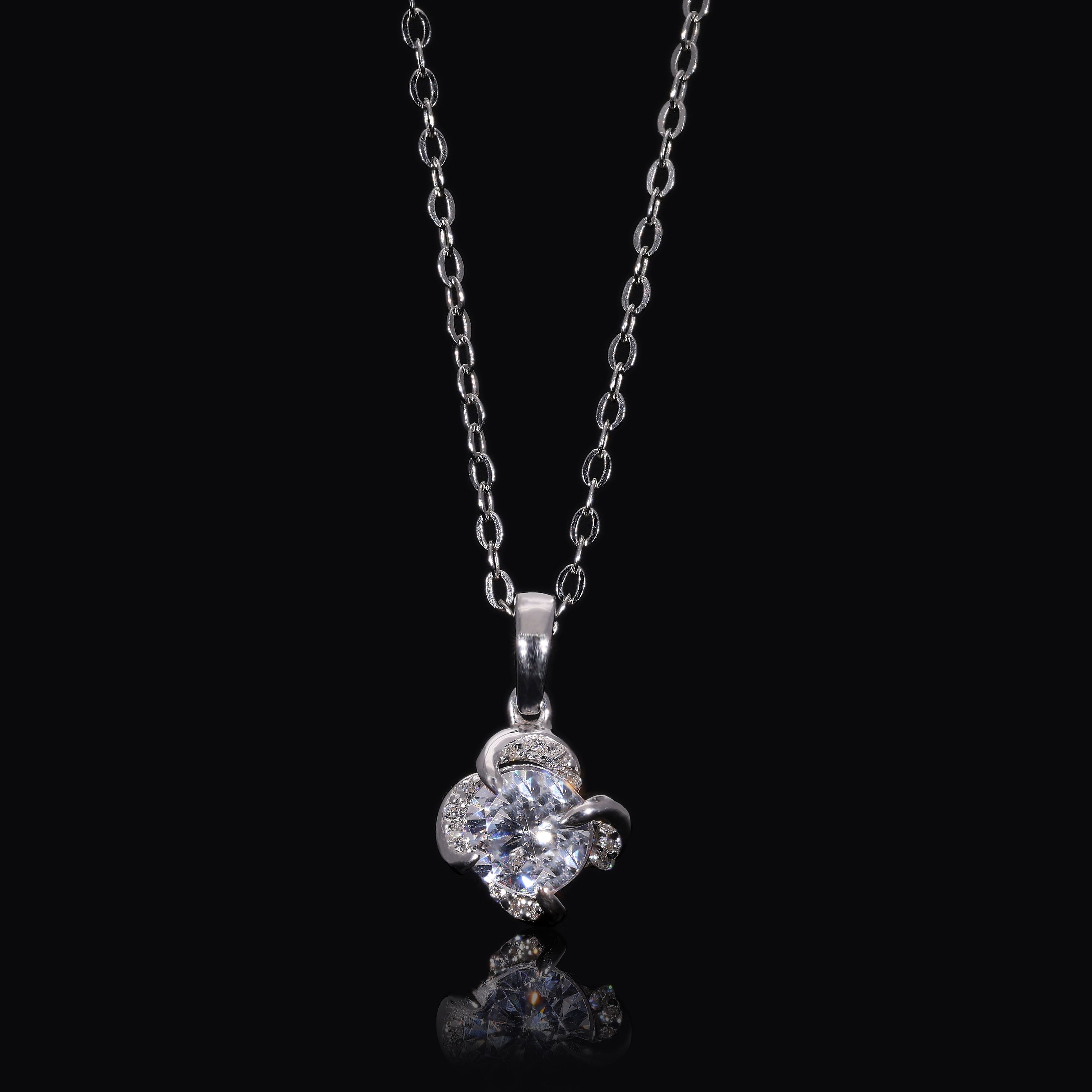 Lab Grown Diamond Halo Solitaire Pendant